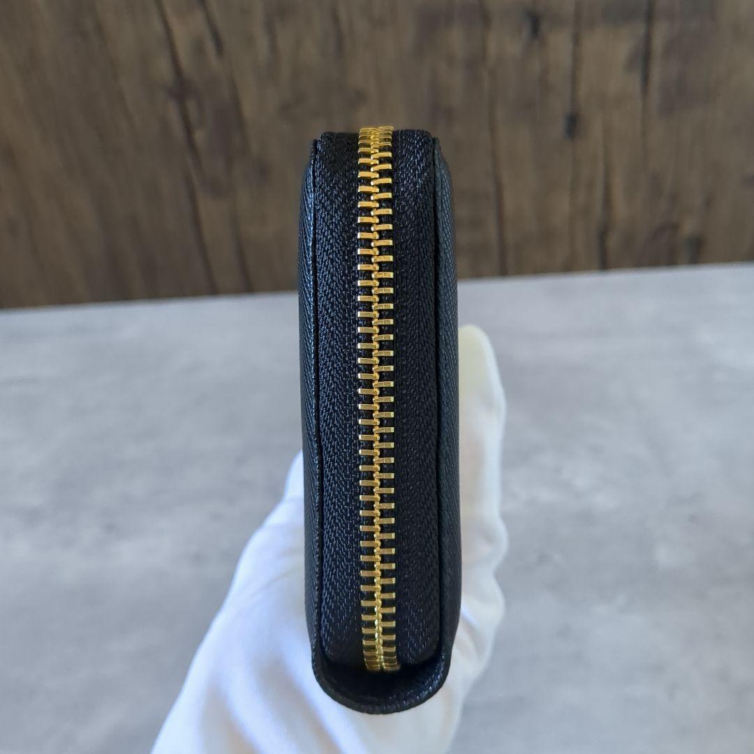 【新品】ヴィヴィアンウエストウッド　長財布　955VW353