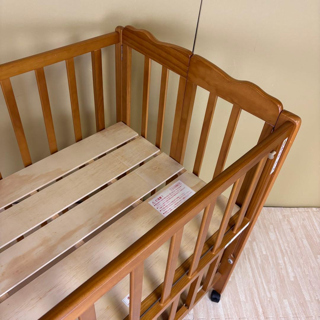 ☆除菌清掃済☆大和屋　パタン　折りたたみミニベビーベッド　すのこ　ライトブラウン
