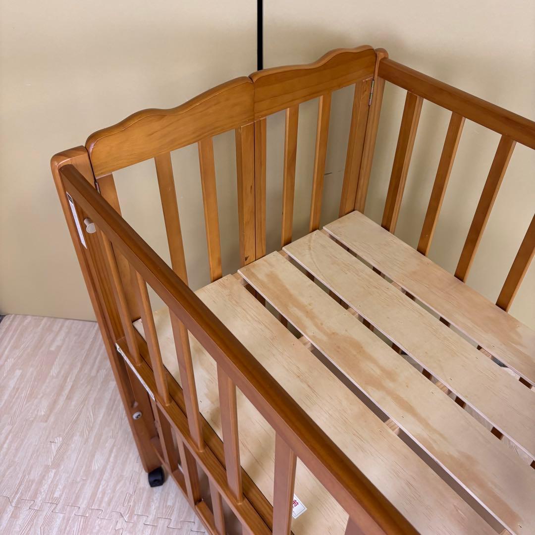 ☆除菌清掃済☆大和屋　パタン　折りたたみミニベビーベッド　すのこ　ライトブラウン