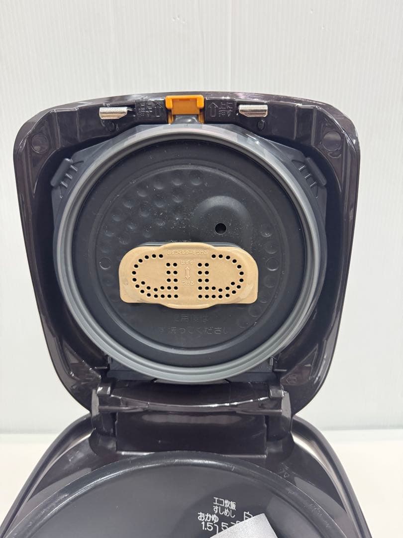 Zojirushi NP-ZT10圧力IH炊飯ジャー