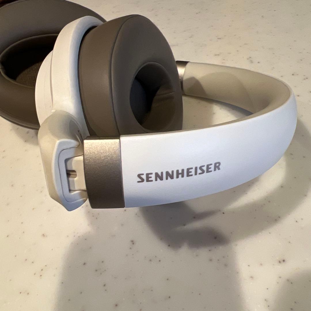 ヘッドホン SENNHEISER HD 450BT WHITE