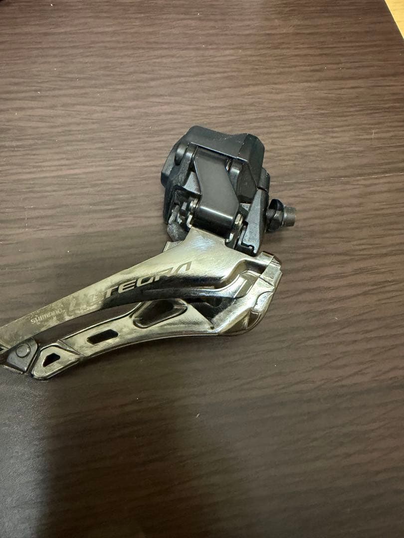 ULTEGRA Di2フロントディレイラー FD-R8150