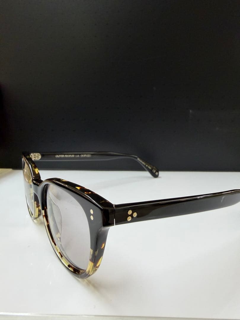 オリバーピープルズ Hildie OV5457U 1178 サングラス　メガネ