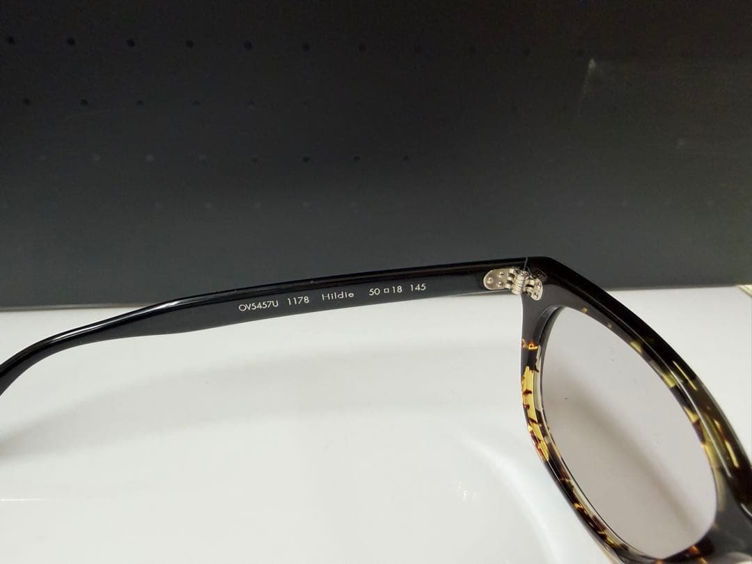 オリバーピープルズ Hildie OV5457U 1178 サングラス　メガネ