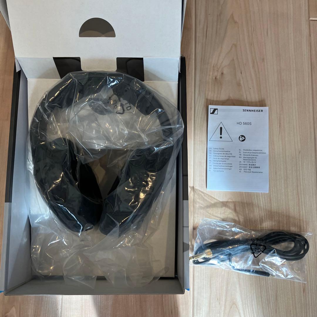 【中古】Sennheiser HD560S ヘッドホン