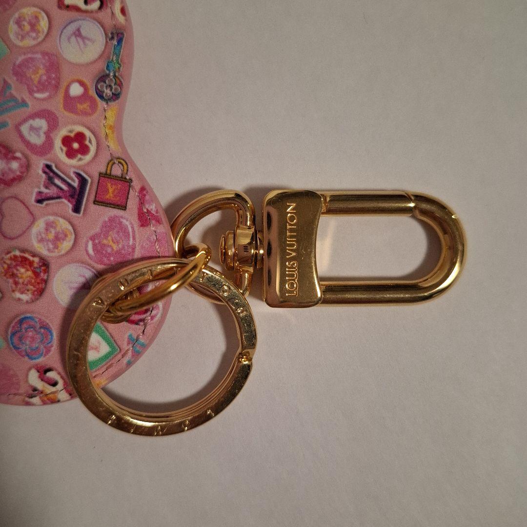 Louis Vuitton ハート型チャーム