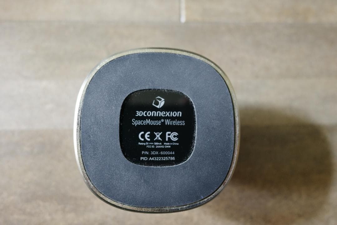 ワイヤレス　3Dconnexion SpaceMouse Wireless 本体