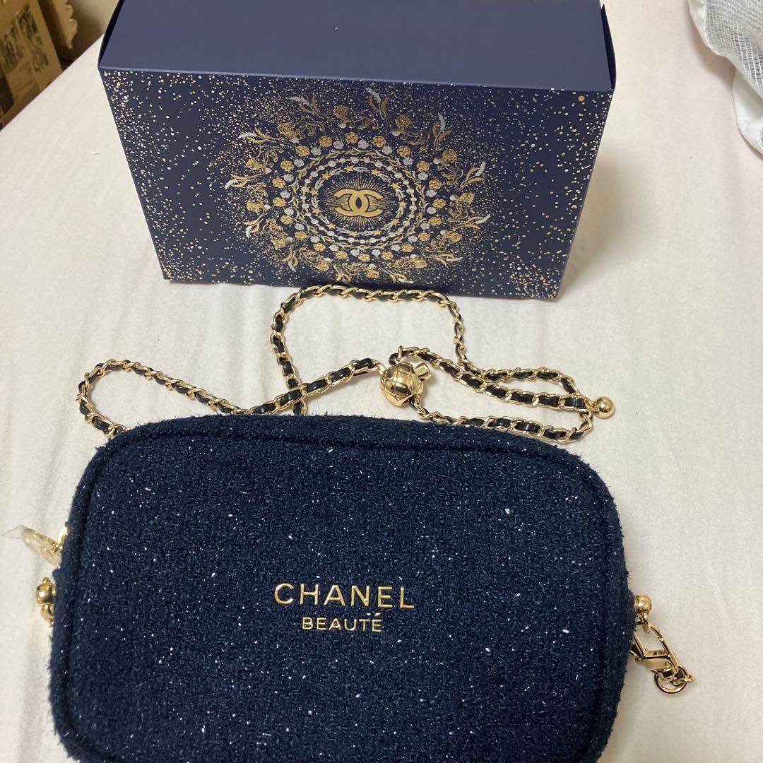 新品！CHANEL BEAUTE ネイビー ポーチ