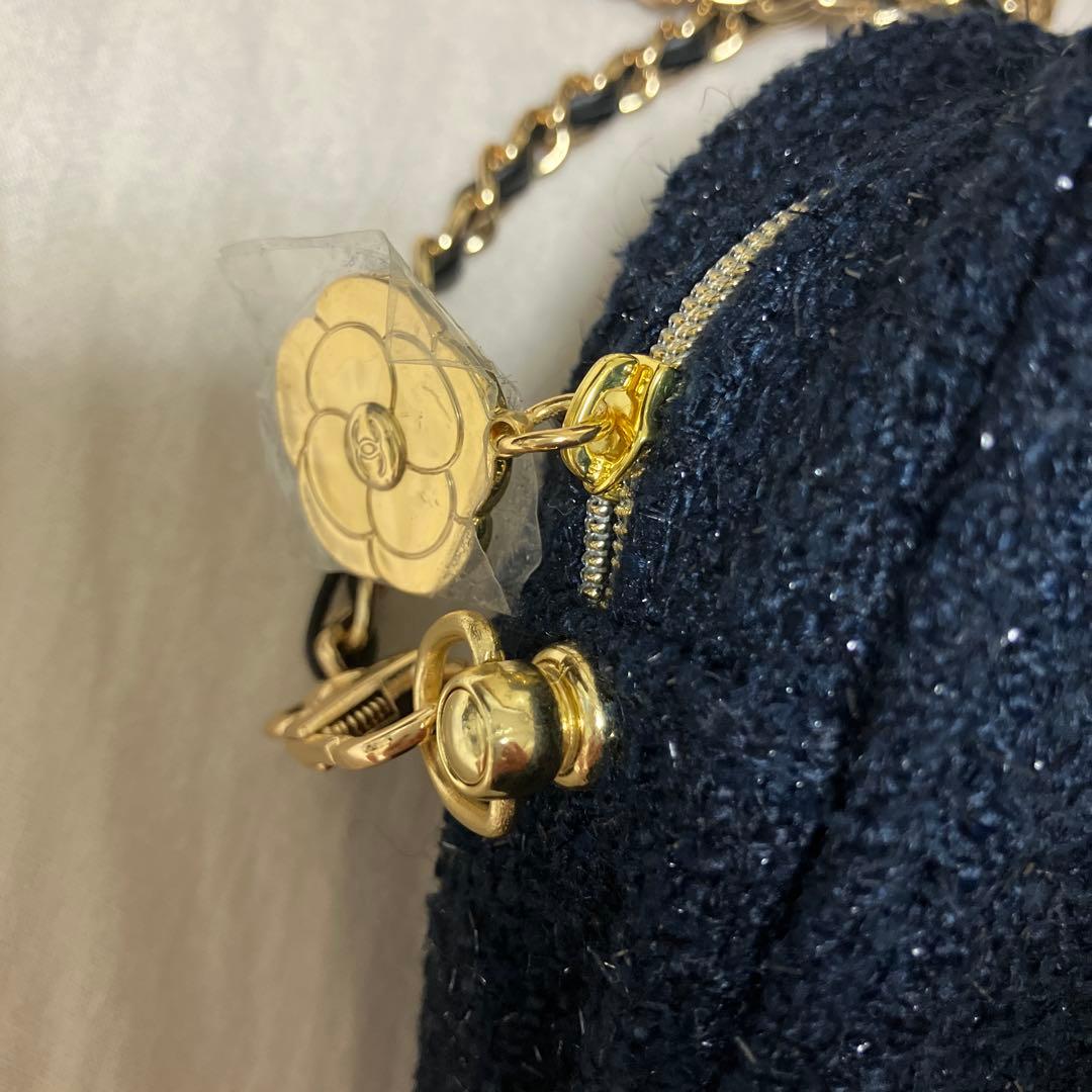 新品！CHANEL BEAUTE ネイビー ポーチ