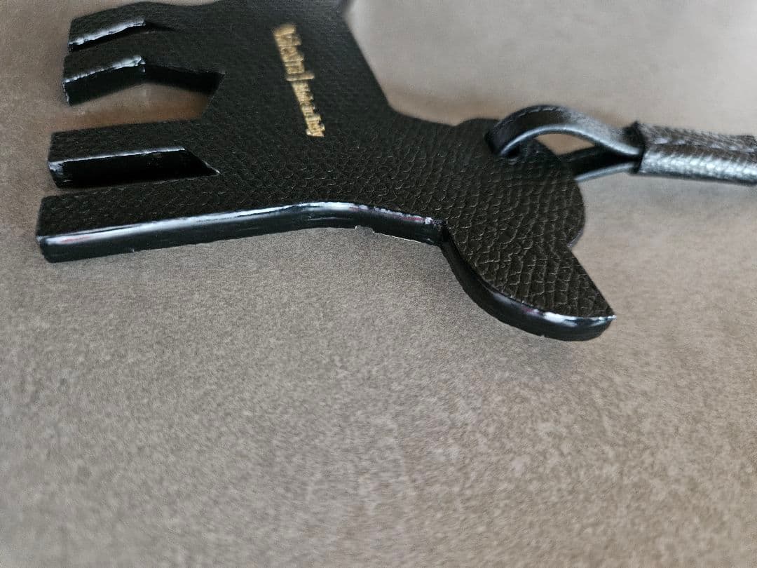 ヴァレクストラ　レザーバッグチャーム　犬