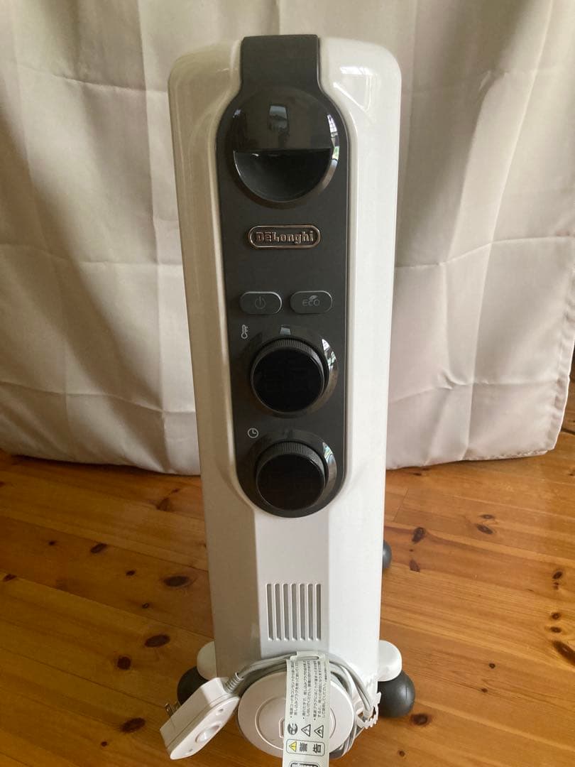 <送料無料> DeLonghi アミカルド オイルヒーター
