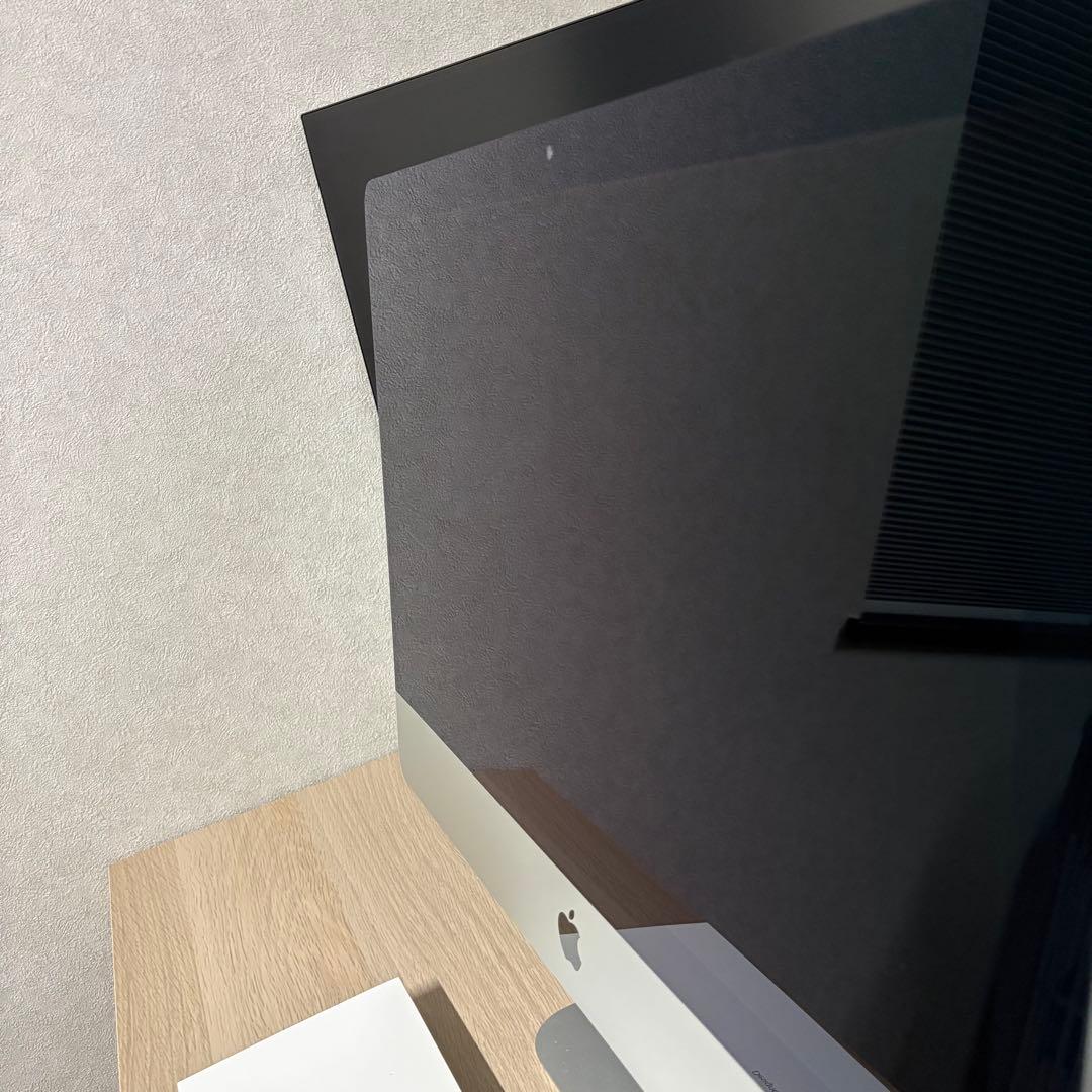 Apple iMac Retina 4K 21.5インチ　箱付き