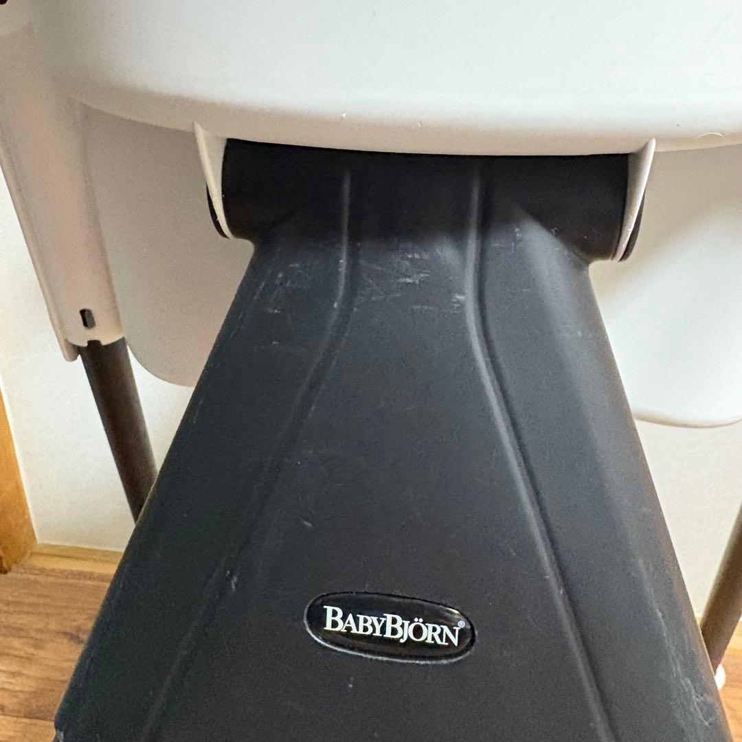Baby Bjorn ベビービョルン ベビーチェア ホワイト