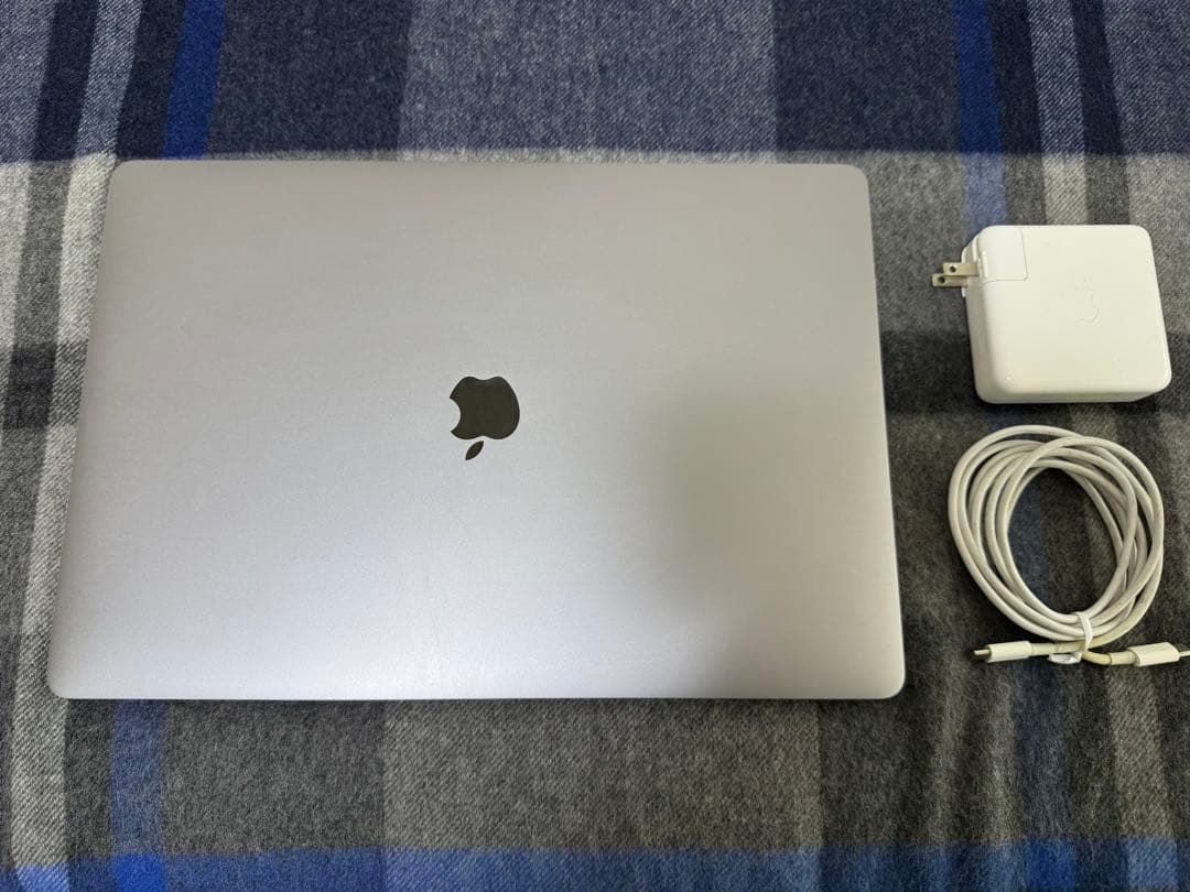 MacBook Pro 16インチ（2019年モデル）i9 intel