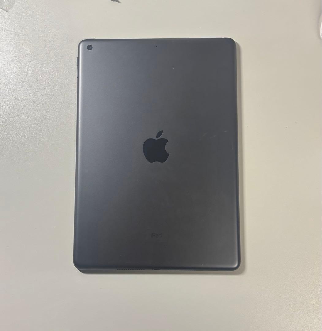 iPad第9世代本体　64GB スペースグレー Wi-Fiモデル　美品