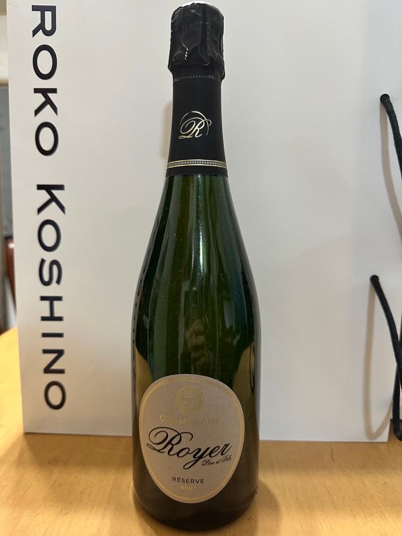 シャンパン　ザ・ペニンシュラ 　＆　ロワイエ　2本セット