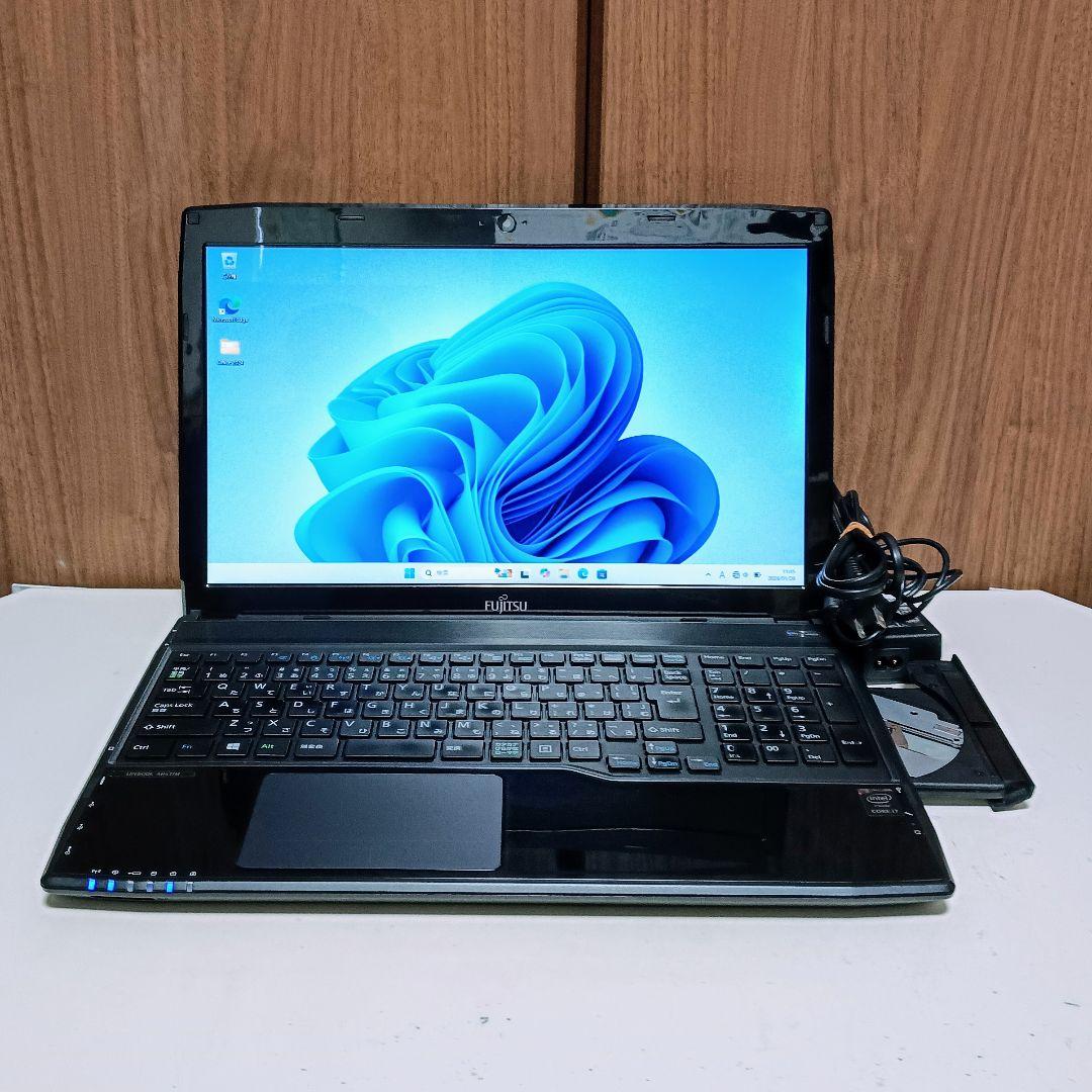 FUJITSU LIFEBOOK Corei7 メモリ8GB SSD256GB