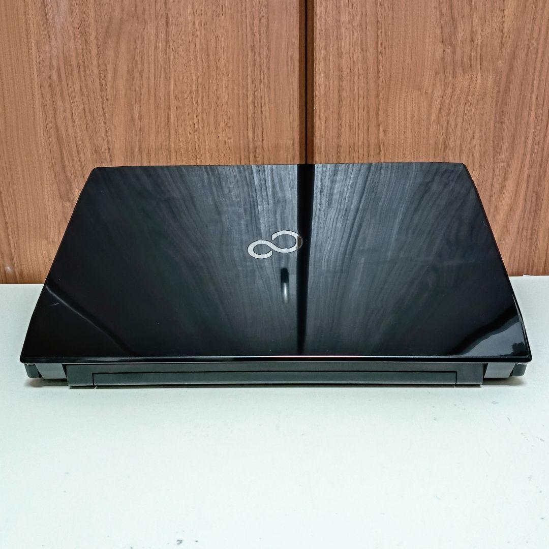 FUJITSU LIFEBOOK Corei7 メモリ8GB SSD256GB