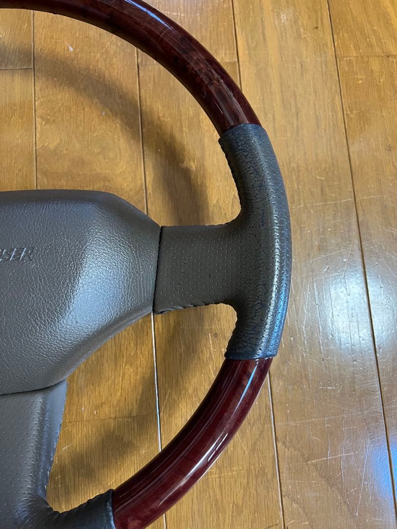 ランドクルーザー ステアリングホイール 本体