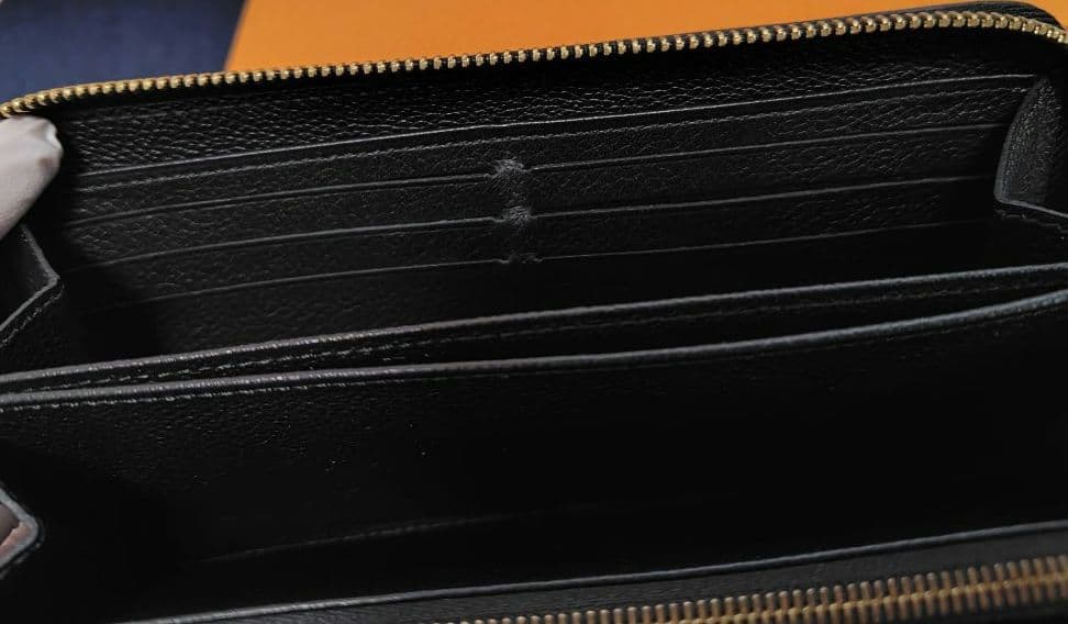 ルイ・ヴィトン ジッピーウォレット アンプラント ノワール
