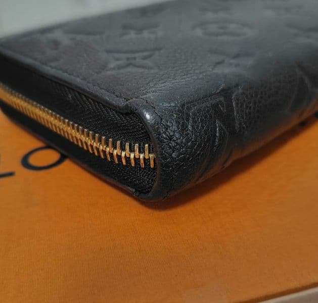 ルイ・ヴィトン ジッピーウォレット アンプラント ノワール