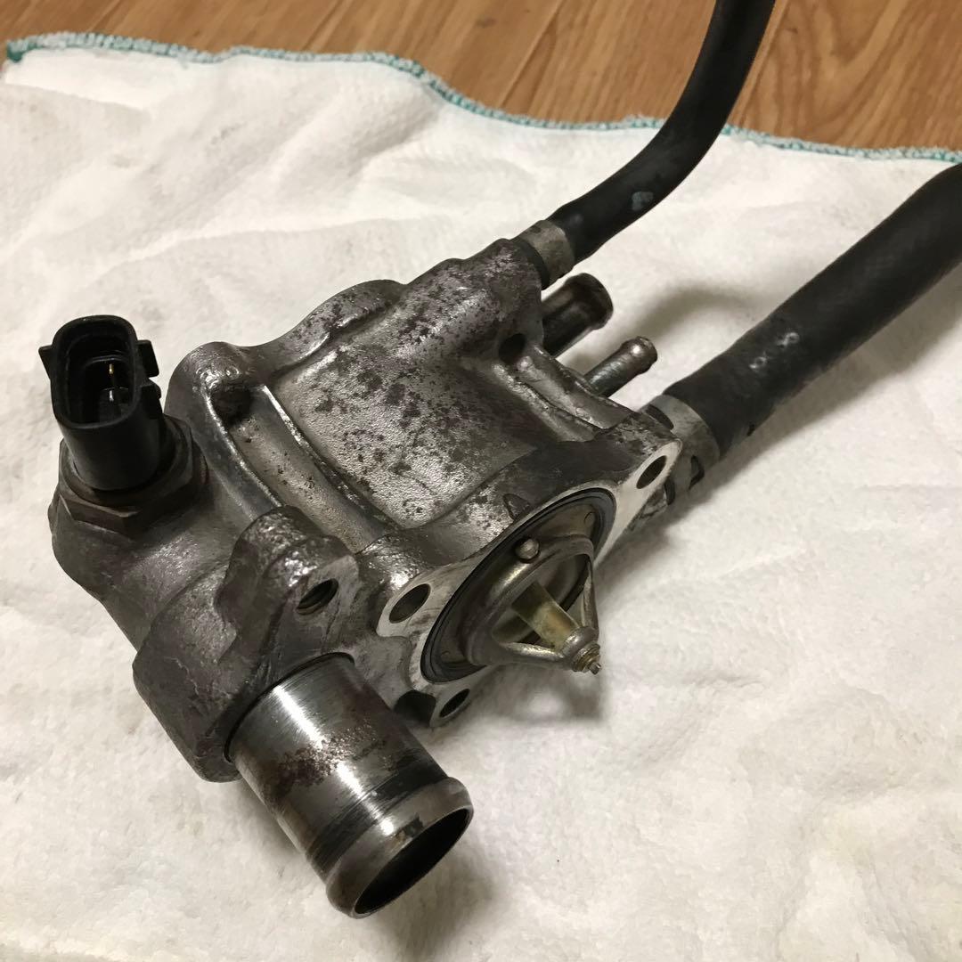 インテークマニホールド スロットルポデー、サーモハウジングセット