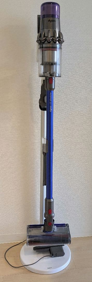 Dyson V11 absolute 中古品