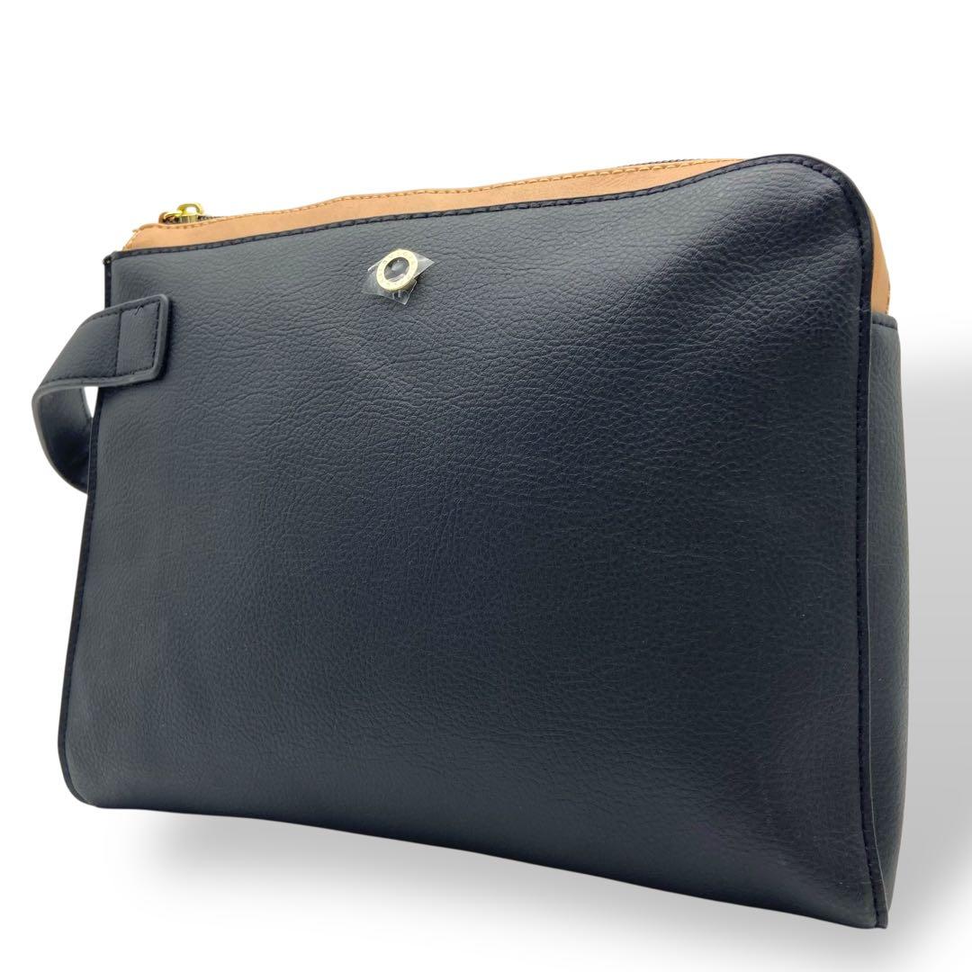 美品 ブルガリ クラッチバッグ セカンドバッグ レザー 黒 ブラック 金具ロゴ