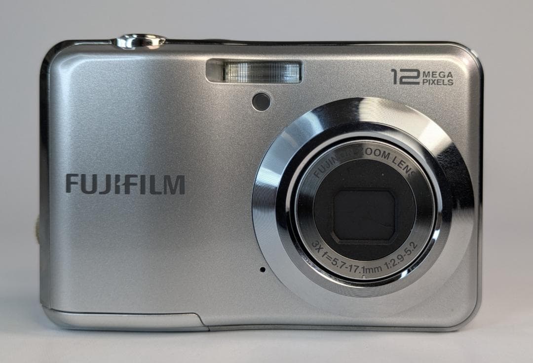 美品 FUJIFILM FinePix AV100 コンパクトデジタルカメラ