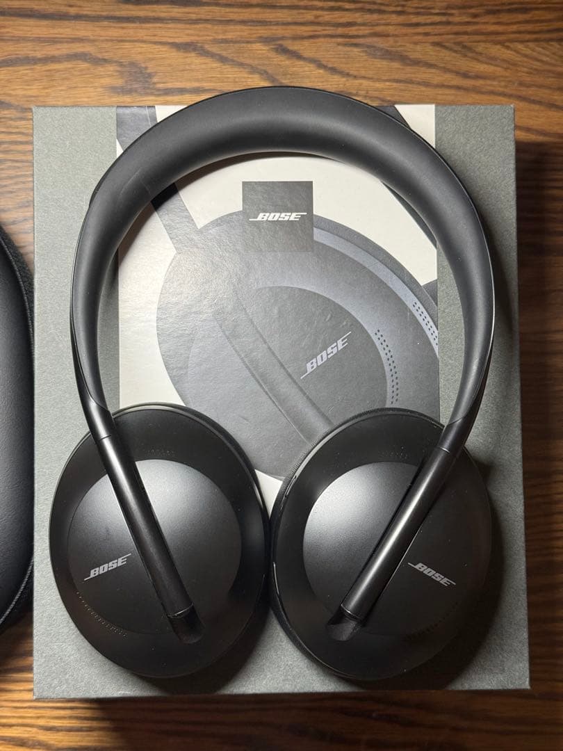 ヘッドホン Bose Headphones 700