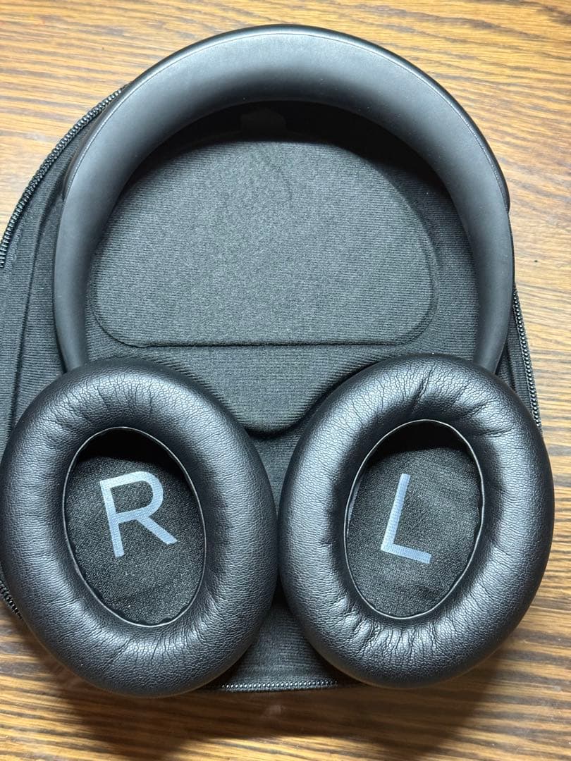 ヘッドホン Bose Headphones 700