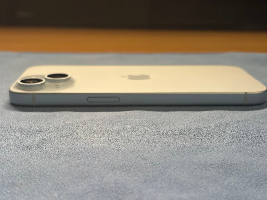 I*K様 iPhone 15 128GB ブルー