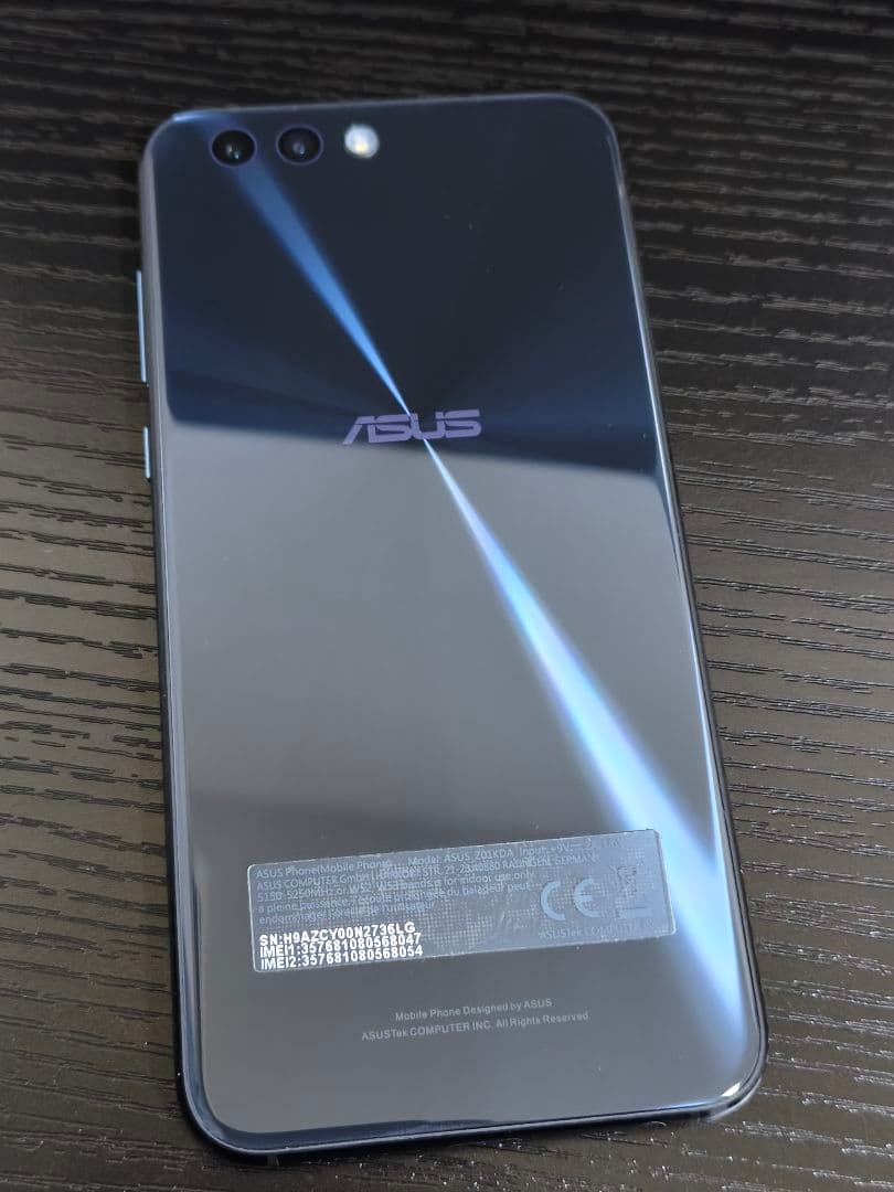 美品 ASUS ZenFone 4 ブラック 黒 本体 デュアルSIM対応