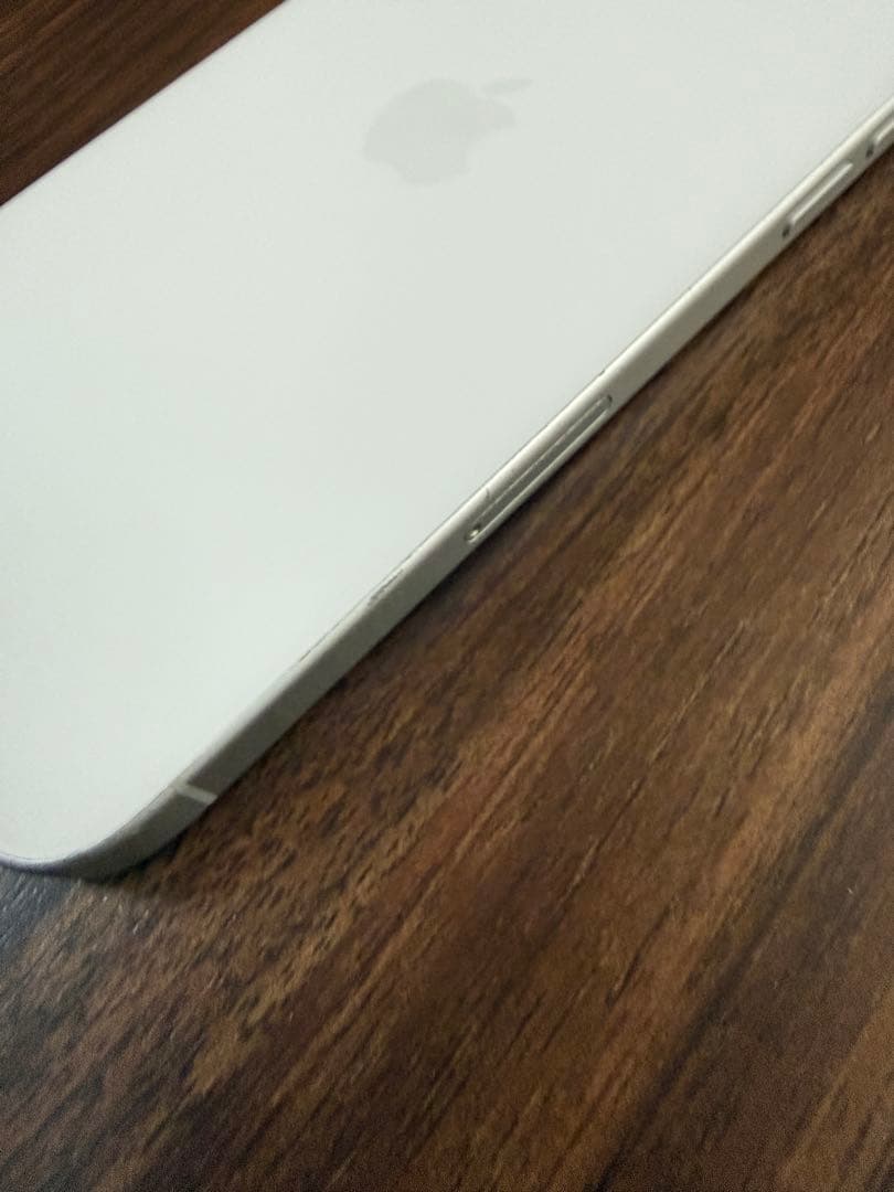 iPhone16 plus ホワイト SIMフリー バッテリー容量90%おまけ付