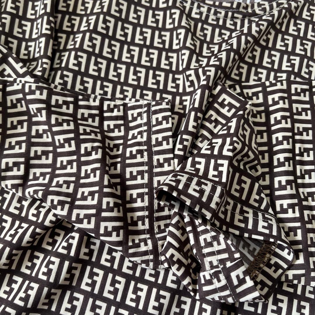 FENDI ロゴプリント 長袖カットソー