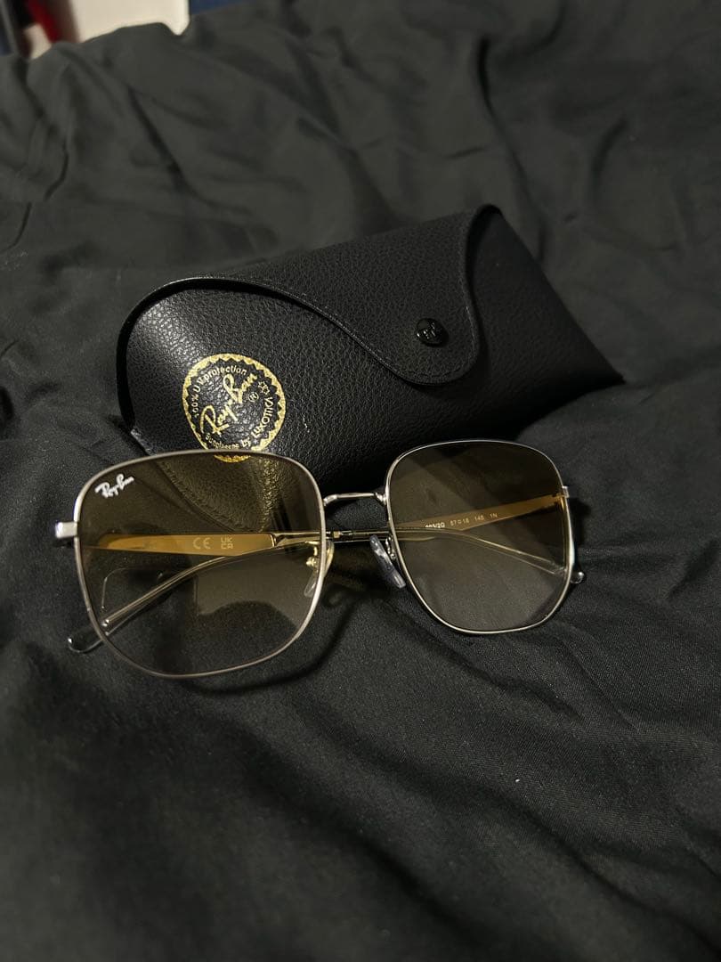 Ray-BanサングラスRB3713D