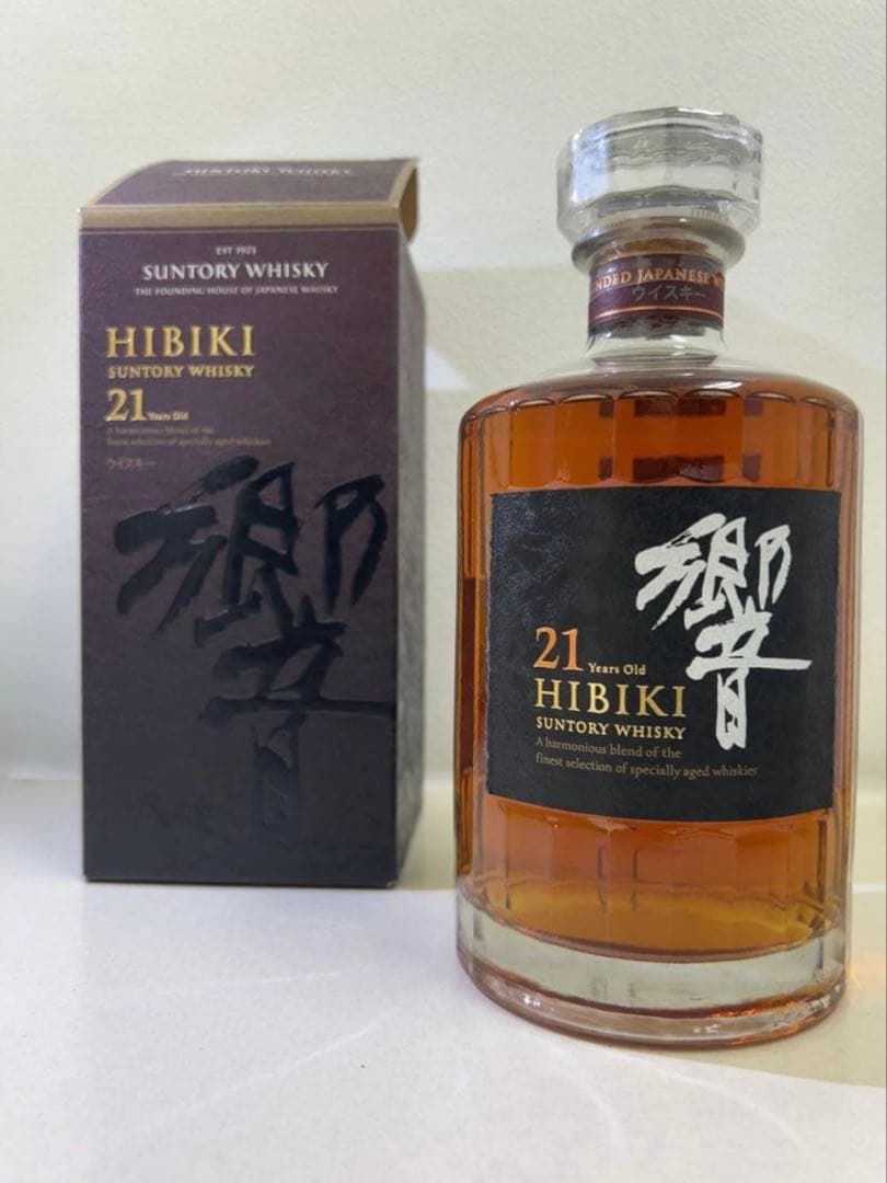 サントリー　響　 21年 ウイスキー 箱入り