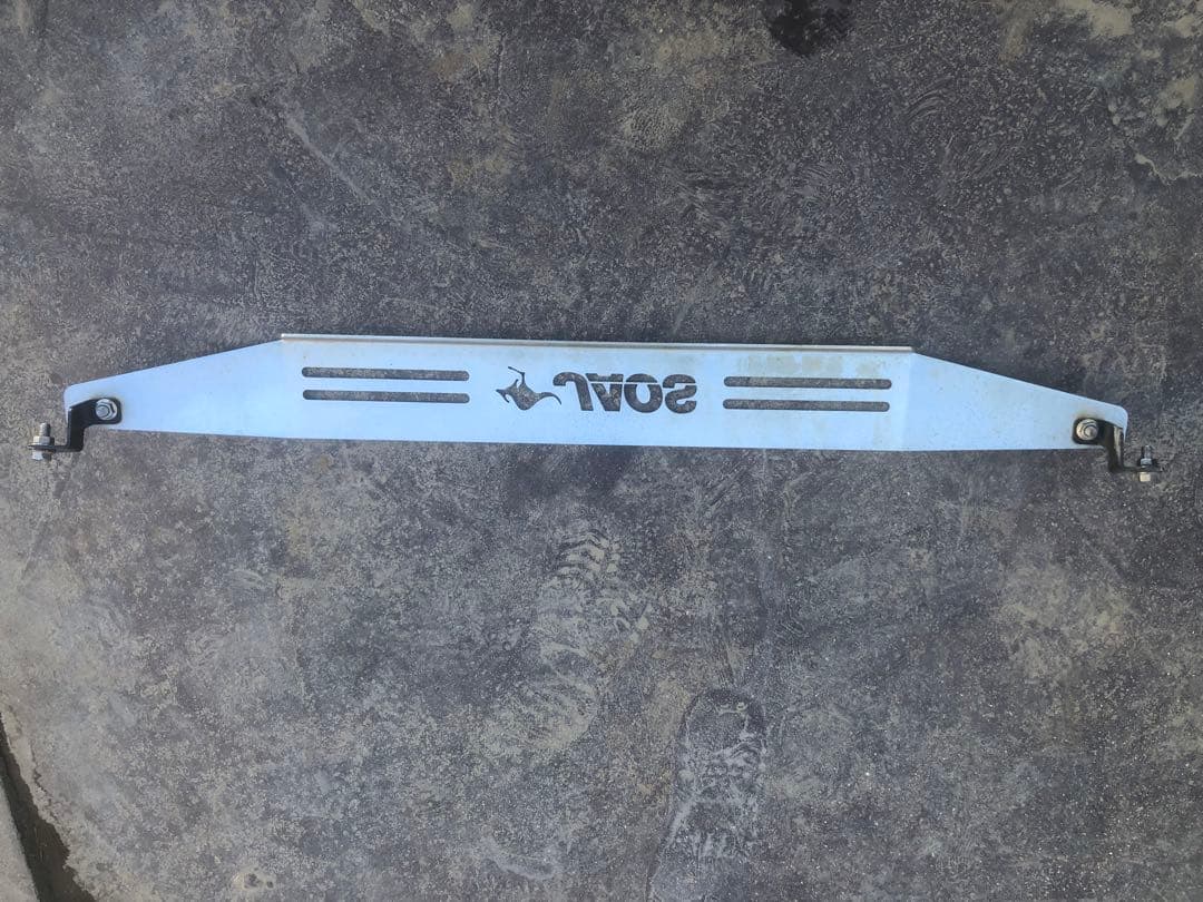 デリカd5前期型スキッドプレート