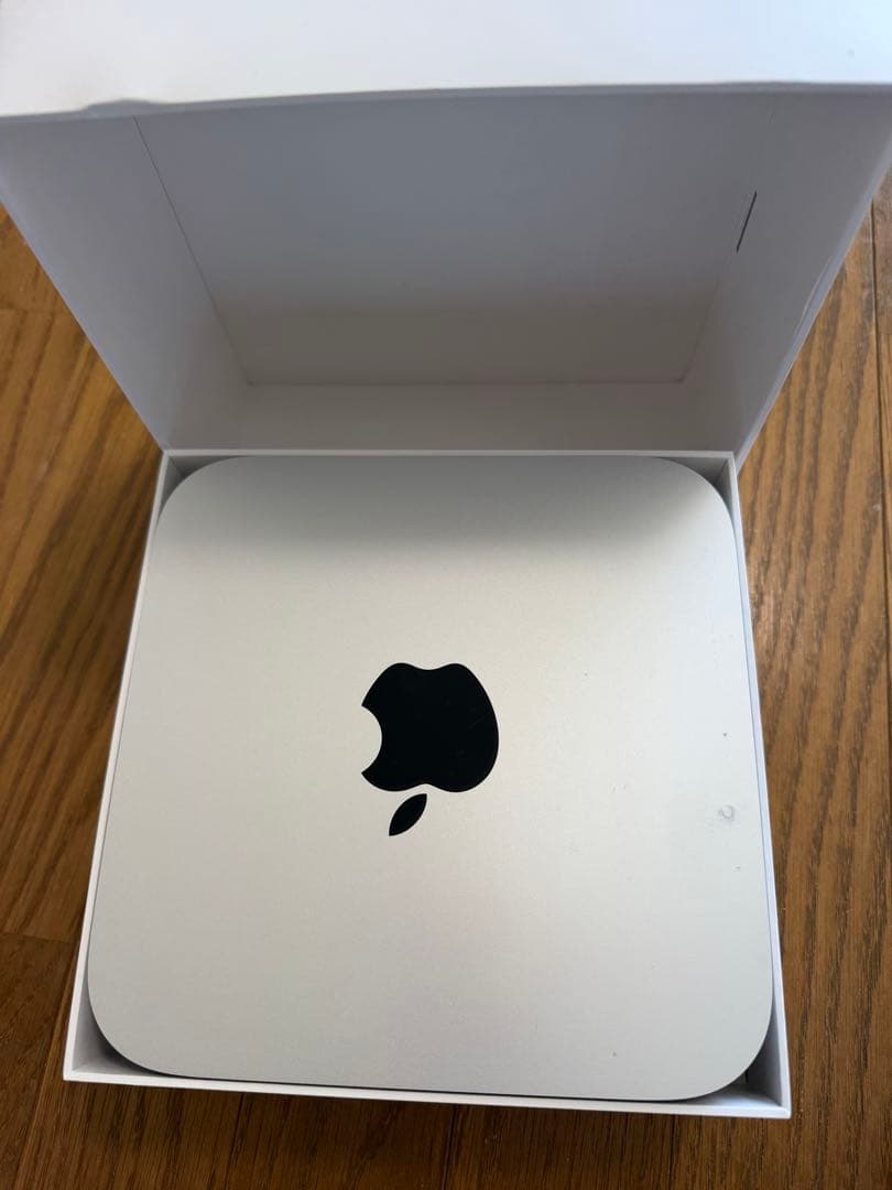 美品 Mac mini M2 256GB 8GB キーボードとトラックパッド