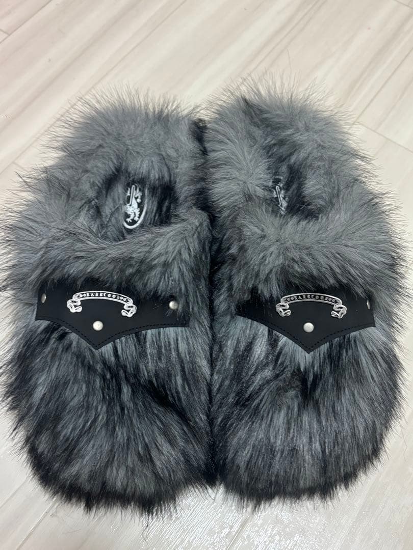 BADBLOOD ファーサンダル