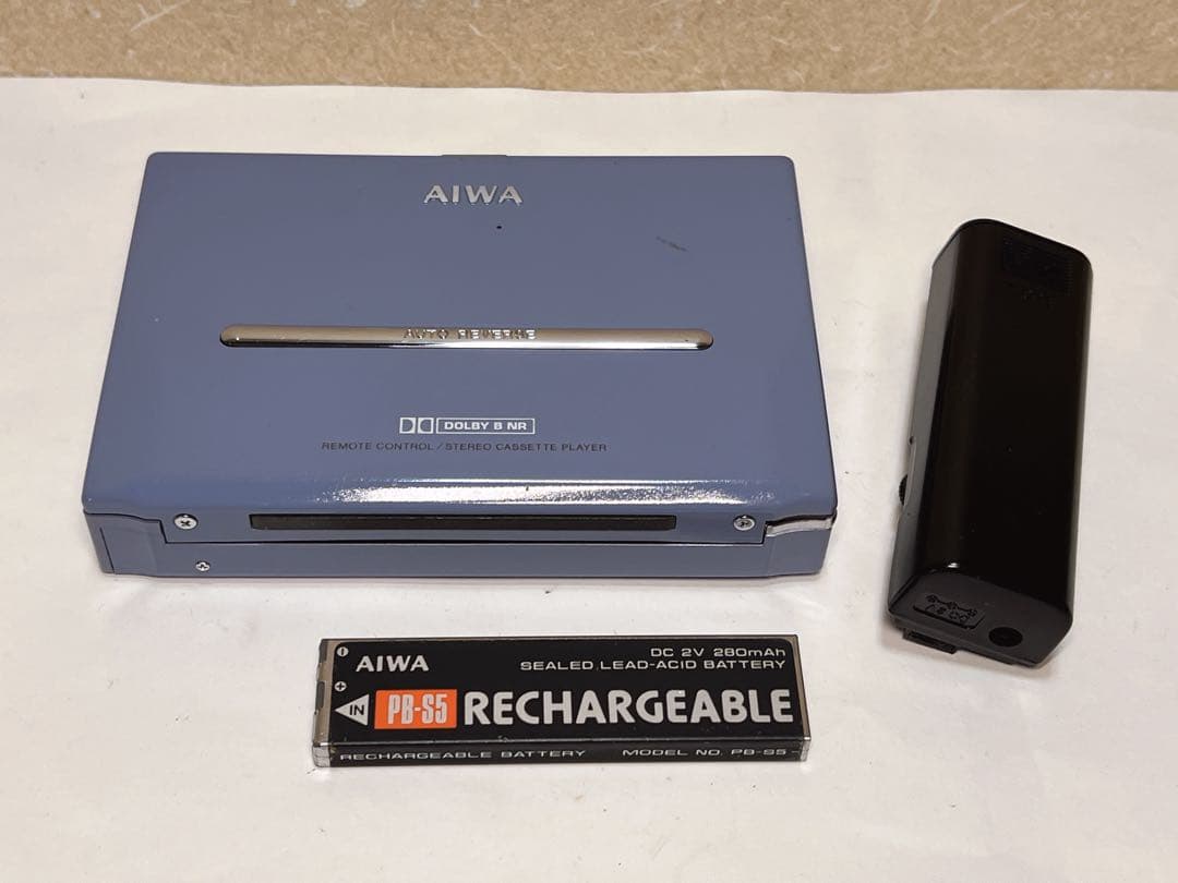 Aiwa HS-PL55 ポータブルステレオカセットプレーヤー。