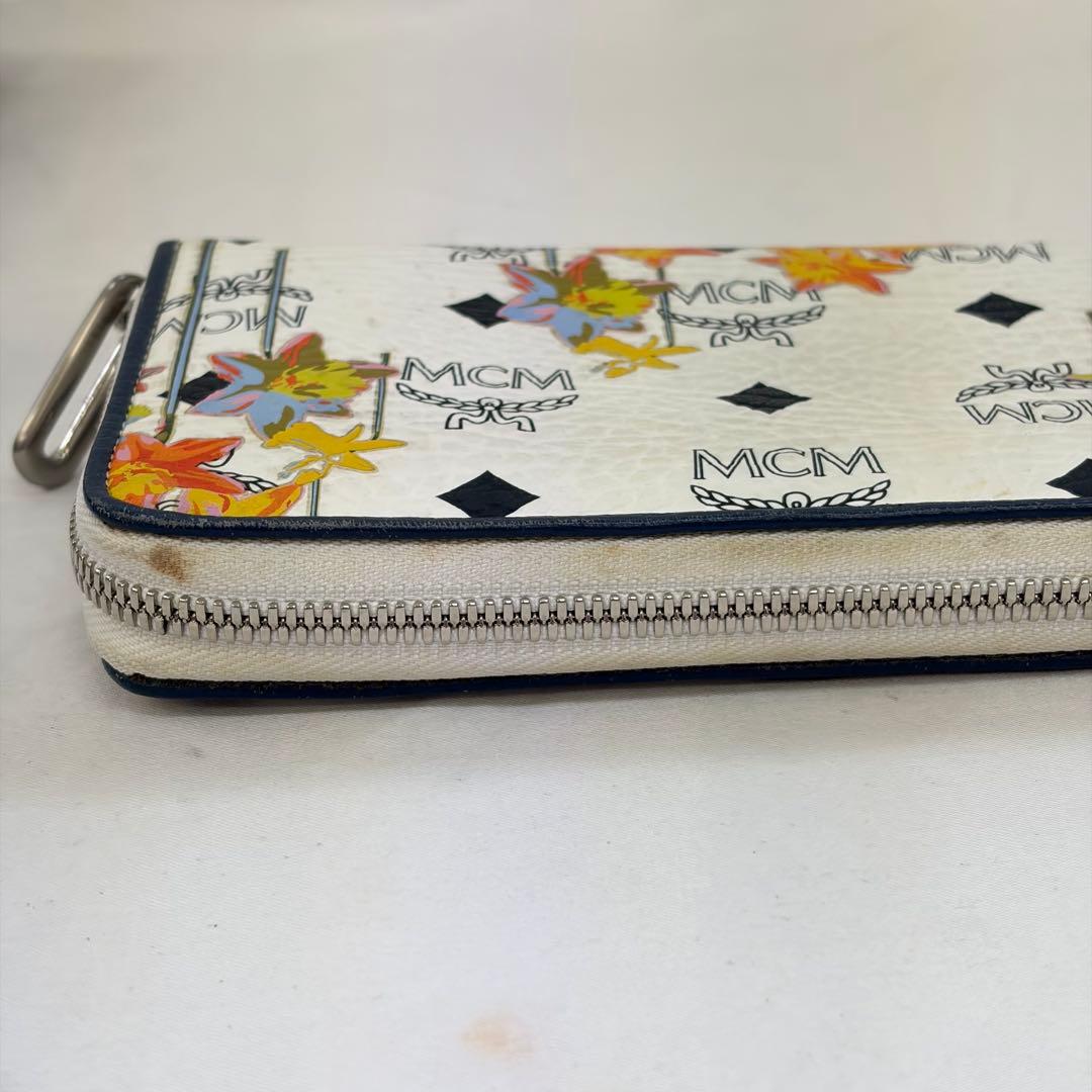 【0115M19】MCM 長財布 ホワイト ロゴデザイン 花柄 レザー