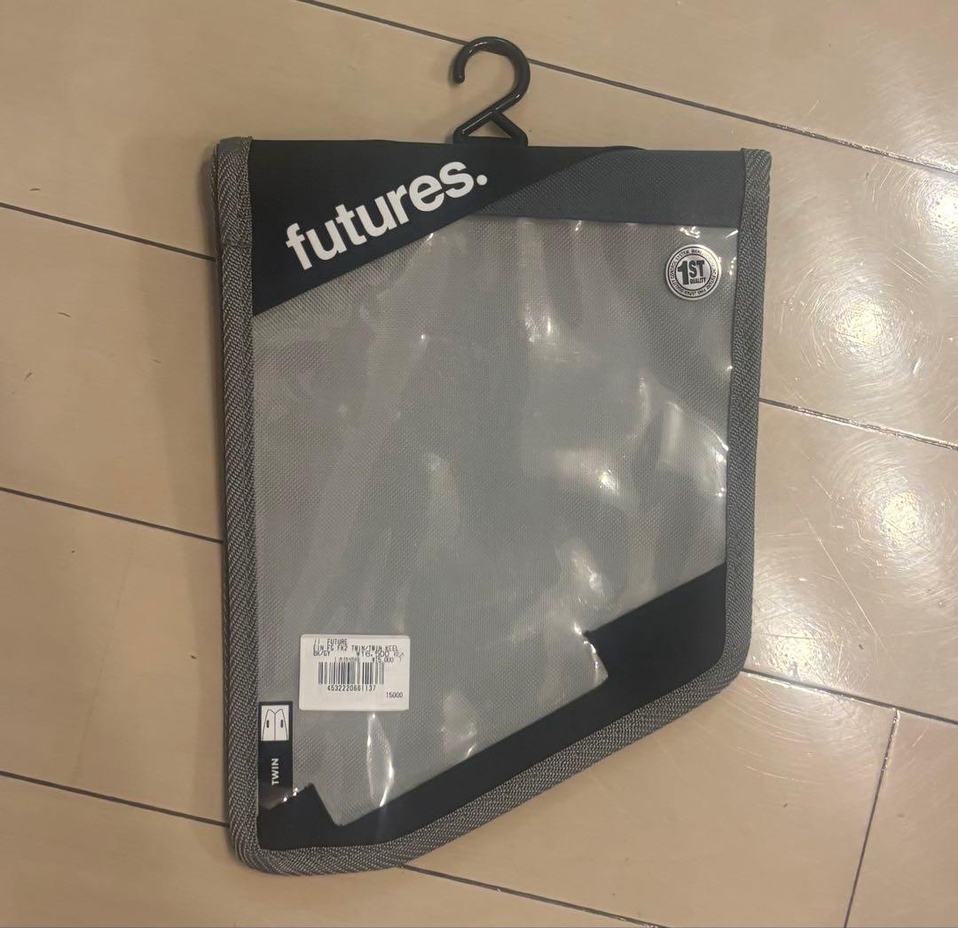 YUサーフボード　RUシェイプ　6.10 3ストリンガー ツインフィン