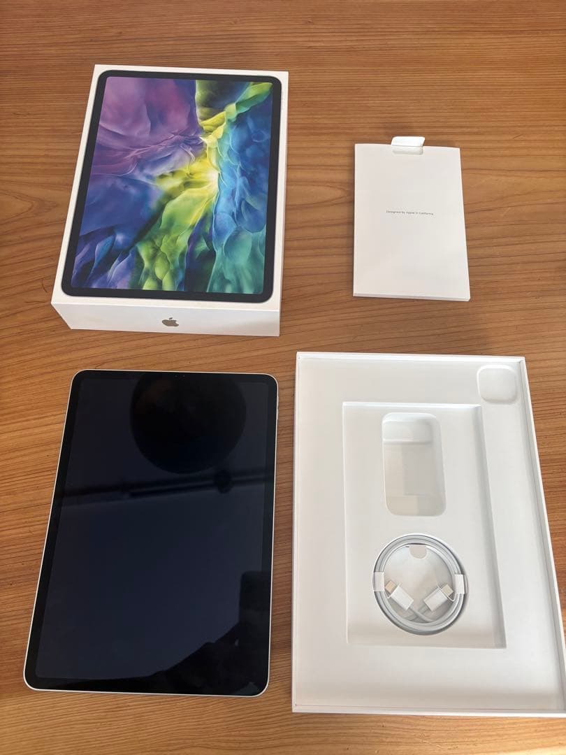 Apple iPad Pro 11インチ (モデルA2228)