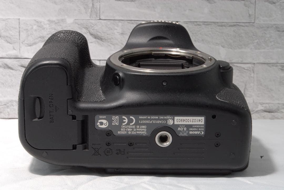 Canon EOS 70D ボディ 【美品】 動作良好 キャノン