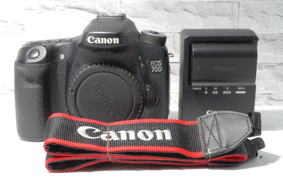 Canon EOS 70D ボディ 【美品】 動作良好 キャノン