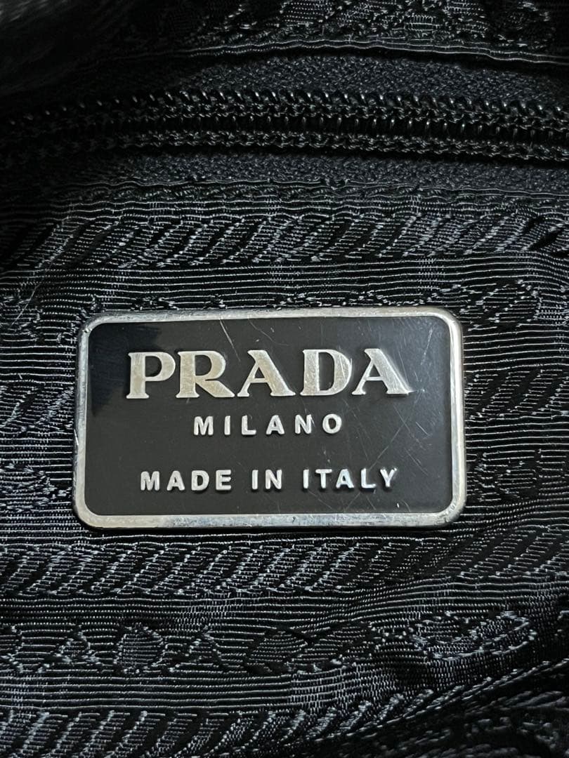 イタリア製　プラダ　テスート　ナイロン肩掛けバッグ　/緑　三角ロゴ　ハンドバッグ