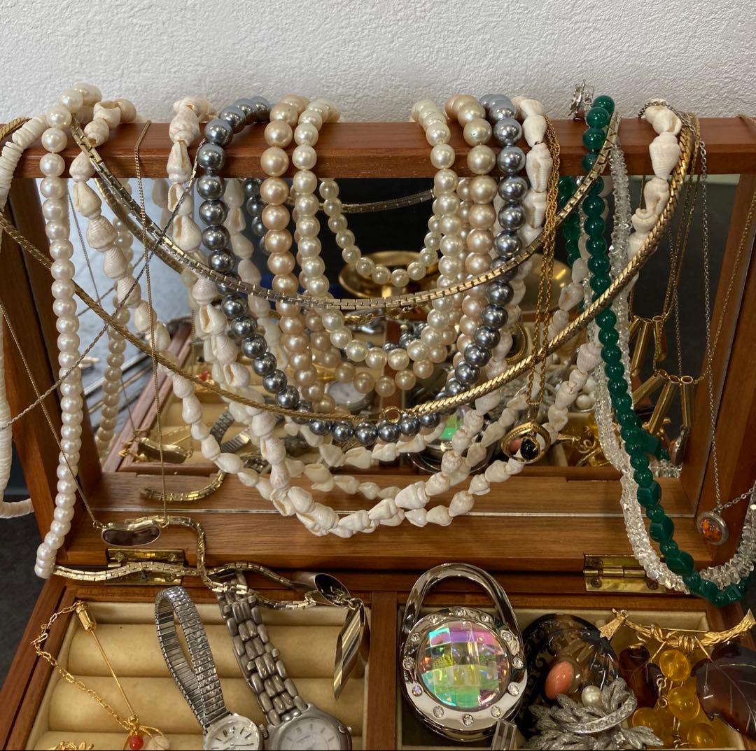 遺品整理 ネックレス 指輪 金杯 パール　ブローチ　腕時計　SEIKO