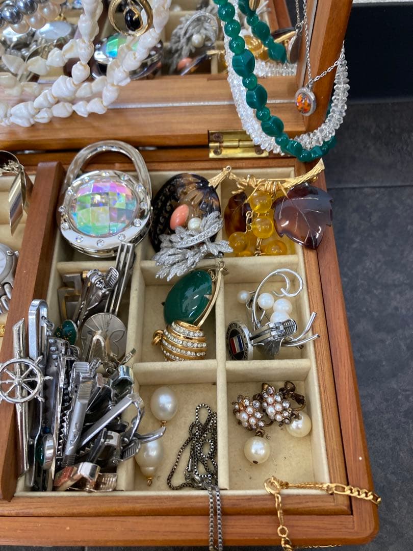 遺品整理 ネックレス 指輪 金杯 パール　ブローチ　腕時計　SEIKO