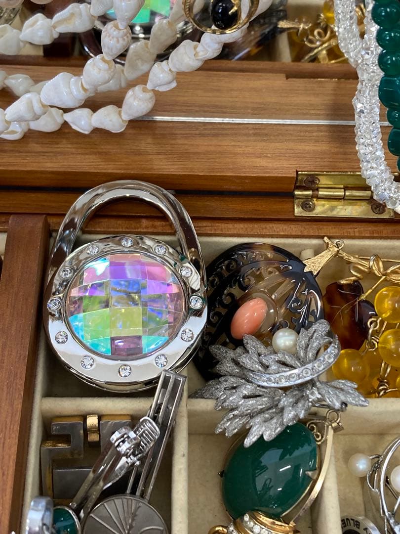 遺品整理 ネックレス 指輪 金杯 パール　ブローチ　腕時計　SEIKO